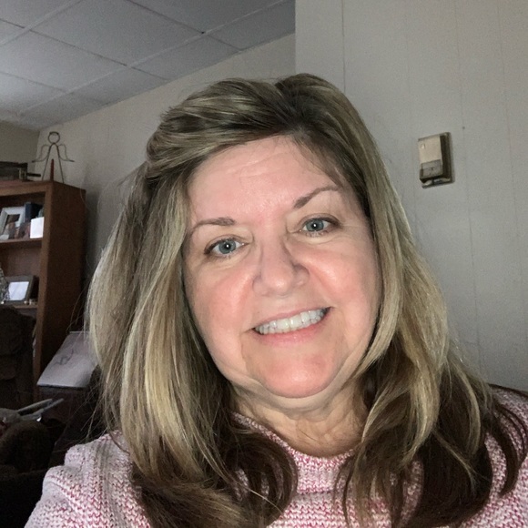 Meet your Posher, Sherry - Picture 2 of 3